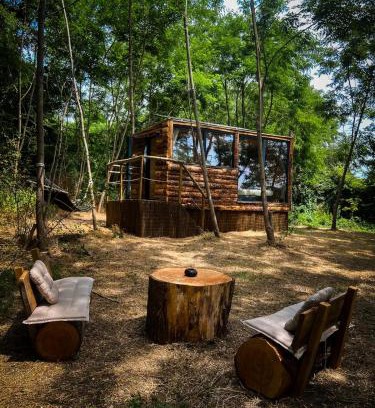 Monts-sur-Guesnes Ski Chalet | Insolite Le Coin du Bûcheron