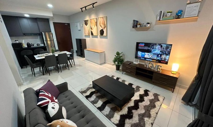 Mont Kiara Apartment | Inspirasi Mont Kiara 3 Rooms Balcony Free WIFI & Carpark By The Homez