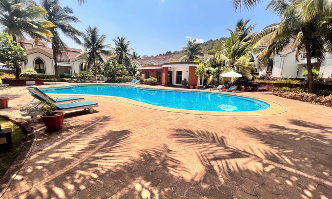 Arpora Apartment | Insta-Worthy 1 BHK Apt. with Pool & WiFi near Baga,Calangute, Anjuna Beaches