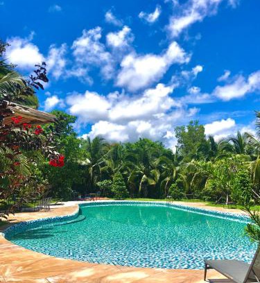 Ong Lang Hotel | Insula - The Chill Stay