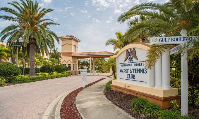 Redington Shores Condo | Intercostal frontage and direct beach access!