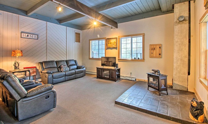 Harrison House | Inviting Countryside Home: 4 Mi to Long Lake!