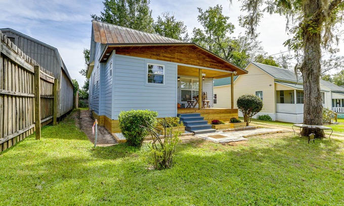 Quincy Cottage | Inviting Quincy Cottage: Walk to Historic Downtown