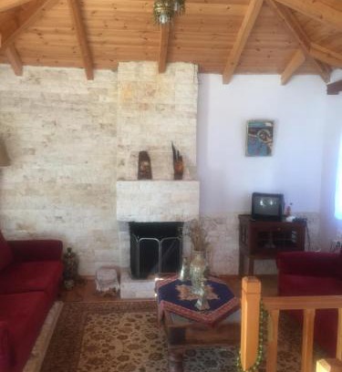 Dodoni House | Ionas House