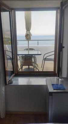 Piqeras House | Ionian Sunset House