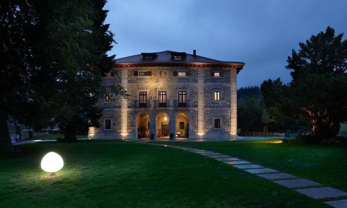 Bidania-Goiatz Hotel | Iriarte Jauregia