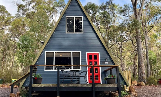 Porongurup Ski Chalet | Iris at Porongurup Chalets