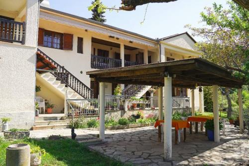 Kalambaka Apartment | Iris Rooms Trigona