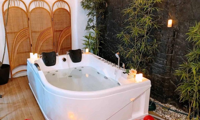 Buhangin House | Isabel's Home - 3-bedroom Home with a Hot Tub/Jacuzzi