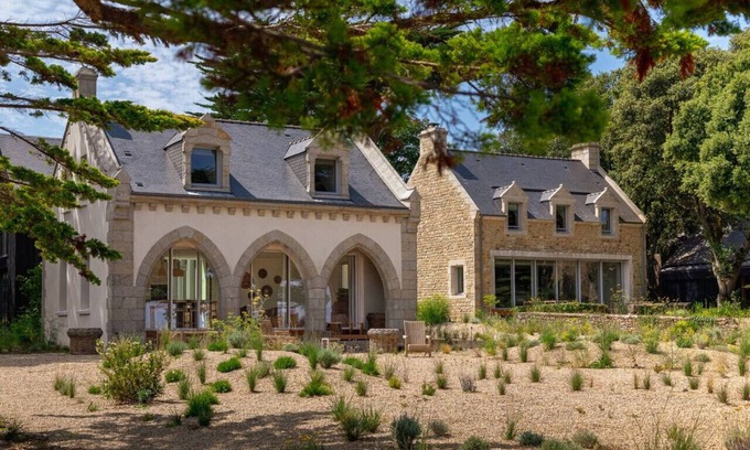 Saint-Pierre-Quiberon House | Isadou - Priory 538m2 Front Bay | Swimming pool | Sauna Hammam