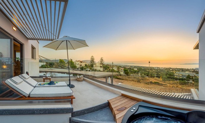 Anissaras House | ISholidays Grace -1 Bedroom Sea View Suite with Jacuzzi