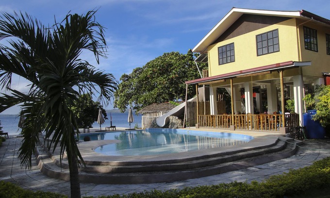 Calape Resort | Isla Hayahay Beach Resort and Restaurant