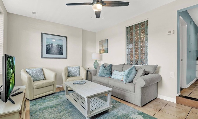 Isle of Palms Condo | Isle Of Palms Condo, half block to beach, enter with combo, private entrance.