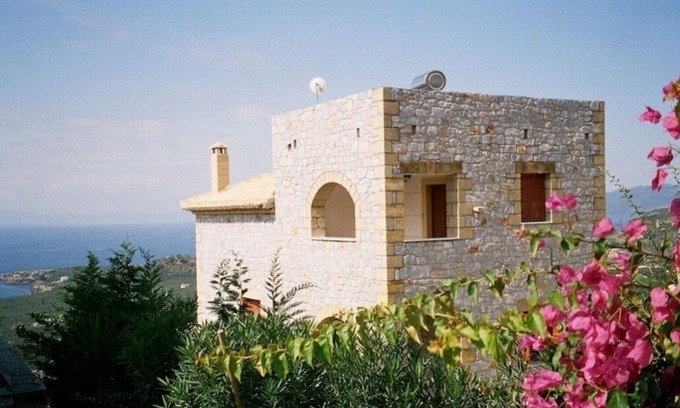 Lefktron Villa | ISMINI, Luxury Stone Villa in Stoupa with Private Pool, BBQ and Amazing Sea View