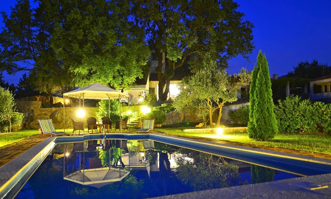 Slime Villa | Isolated Villa Terna-Big garden-Pool-Dalmatia-Croatia