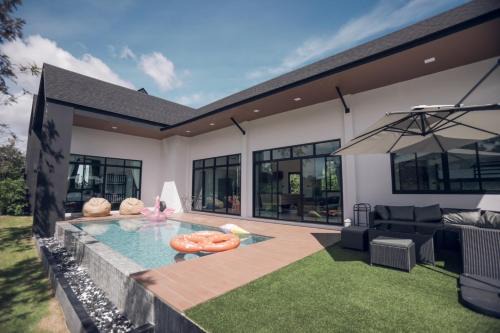 Nong Sarai Villa | Issara Private Pool Villa Khaoyai Villa A