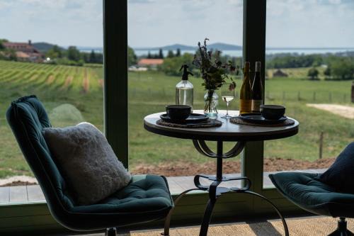 Kaptalantoti Apartment | Istvándy Birtok