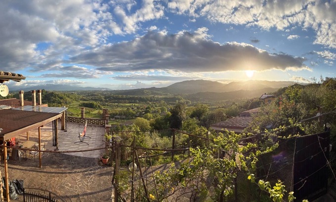 Olevano Romano House | Hillside home with fantastic view - 7 beds - only 1h from Rome