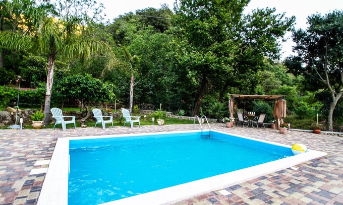 Motta Camastra Villa | The Muse Country House POOL -Gole Alcantara