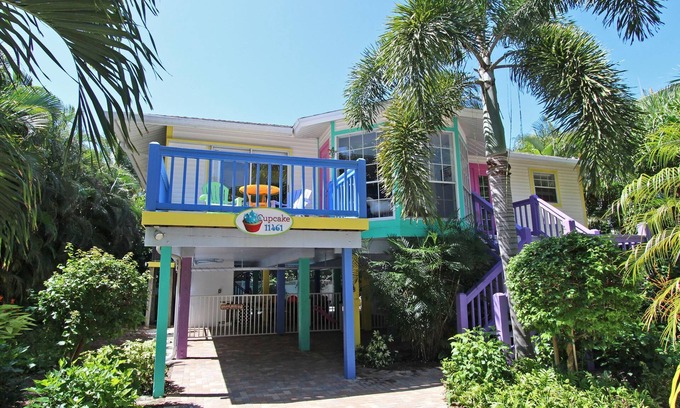 Captiva House | It's A Colorful Cupcake World On Captiva Island