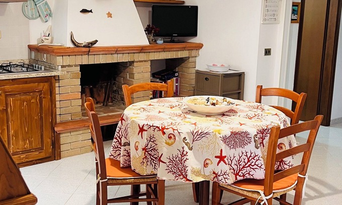 Sant'Andrea Ionio Marina House | Casa rita - beach house with garden and bbq grill