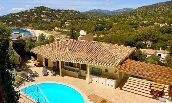 Torre delle Stelle House | Bouganville 2 Bagni con box Doccia, 3 Camere da Letto, Cucinino Separato