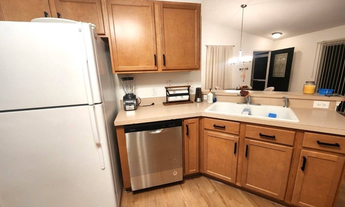 Hemingway House | Jace Place in the Village of Hemingway, 2 BD & 2Bath