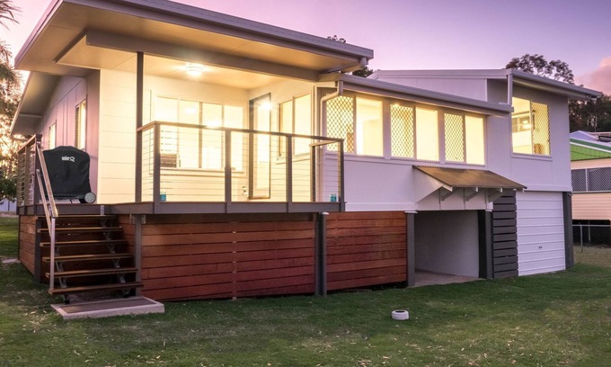 Toogoom House | Jack's Shack - Beach Paradise