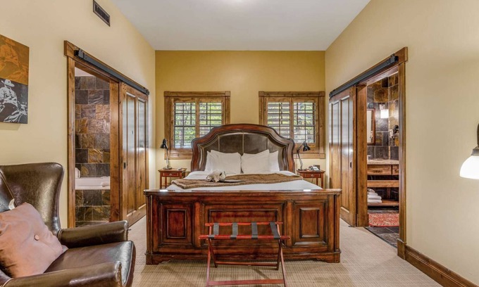 Jackson Hole Hotel | Jackson - 3 Bedroom Suite