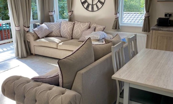 St Leonards-On-Sea House | Jacobs Lodge - Beauport Holiday Park