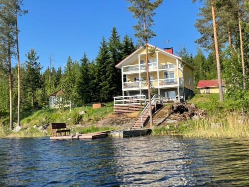Parikkala Villa | Jacuzzi Rantakallio