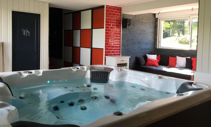 Freulleville House | Jacuzzi Sauna Piscine Privatisés en Normandie