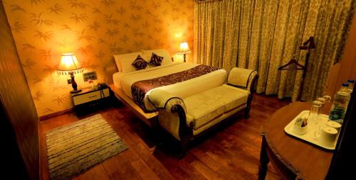 Somnathpur Resort | Jal Mahal Resort and Spa