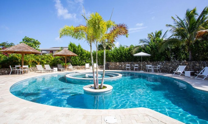 Willemstad Apartment | Jan Sofat LUX A16