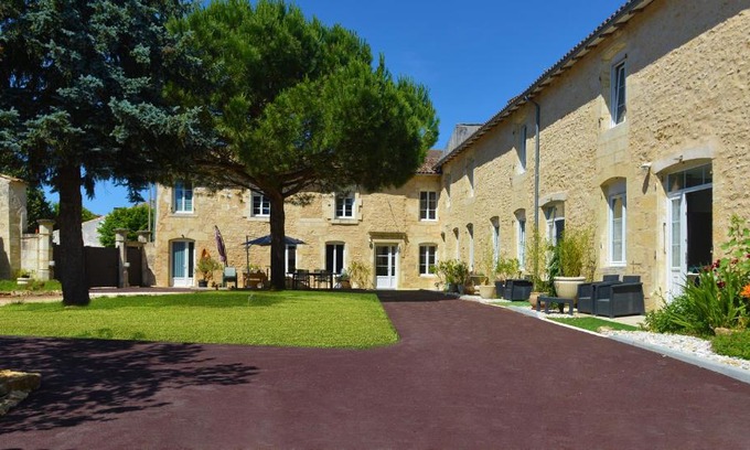 Bois Bed & Breakfast | Jardin d'arcy - chambres d'hôtes avec piscine et SPA