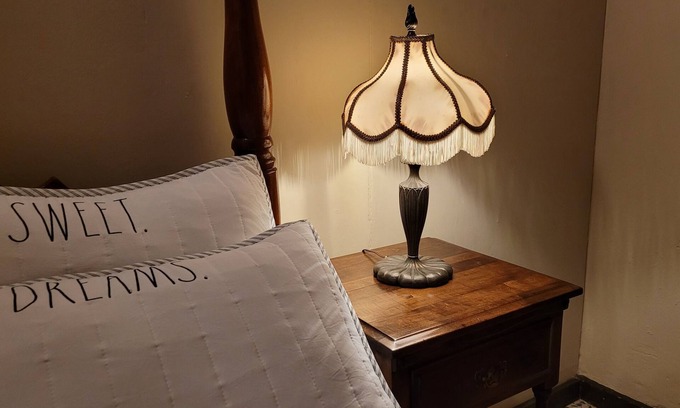 Jayuya Apartment | Jayuya - Cozy Aparment with Wi-Fi, Free Parking and A/C
