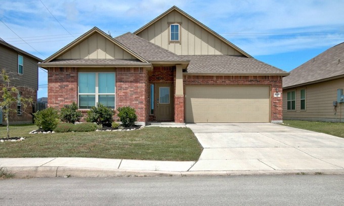 Converse House | JBSA Junction and Randolph Retreat