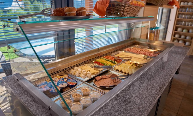 Predni Vyton Hotel | JBX Resort Hotel Albatros