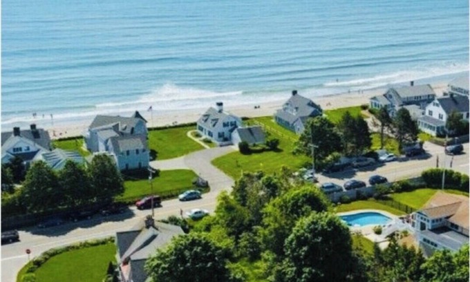 Rye House | Jenness Beach Ocean Getaway - Book Now for Summer '26!