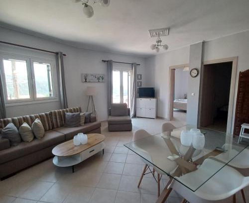 Agios Petros Apartment | Jerrys Home Agios Petros