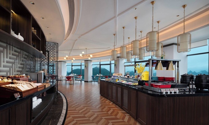 Guilin City Centre Hotel | Jinjiang Metropolo Hotel Guilin Elephant Trunk Hill Two Rivers and Four Lakes