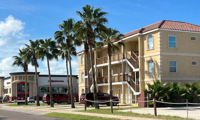 South Padre Island Apartment | JJs Beach Condo