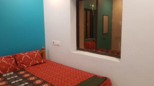 Thirunallar House | JMS Temple Guest House