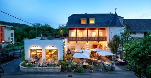 Langsur House | Johannishof Wein-Café & Gästehaus