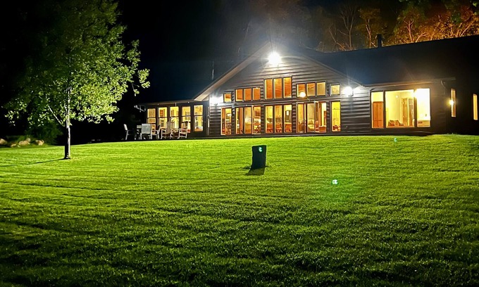 Bigfork House | JOHNSON LAKE LANDING - Group Retreat with Private Boat Launch, Centrally Located