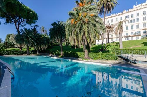 Nervi Apartment | JOIVY Apt for 4 with Exclusive Pool and Garden in Nervi