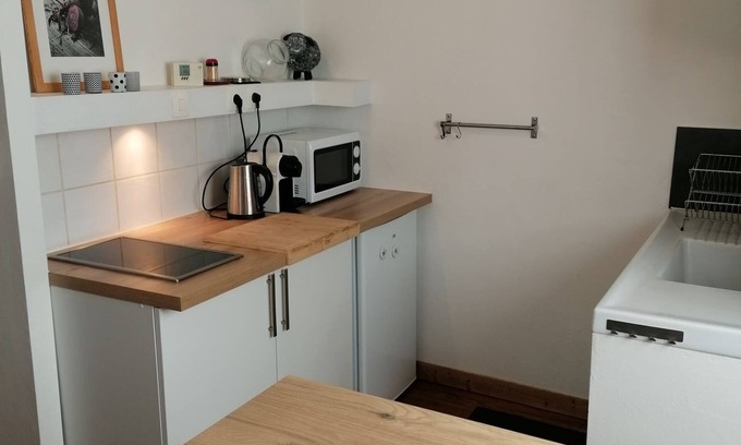 Cornier Apartment | Joli Studio 33m2. Proche Chamonix, Annecy et Genève