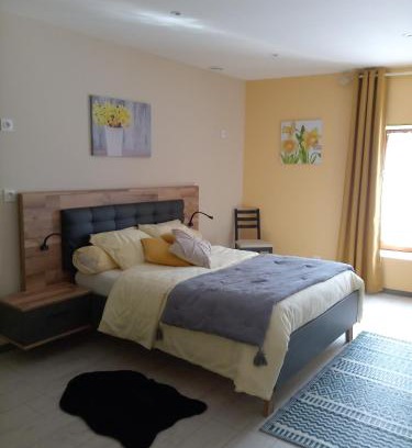 Vrecourt Bed & Breakfast | Jonquille Chic La Piccola Venezia
