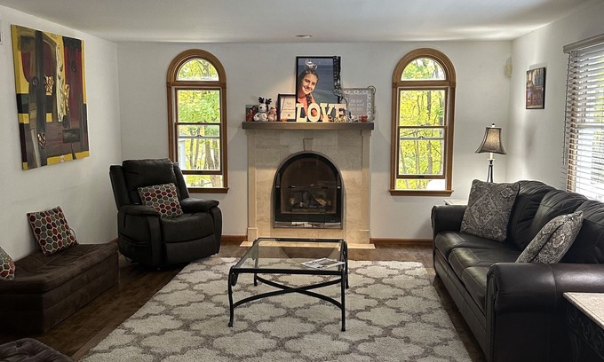 Jim Thorpe House | Josephine’s home at the Switchback Trail- DOWNTOWN Jim Thorpe
