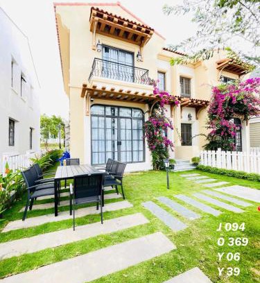 Phan Thiet Villa | JOYY Villa 4PN-3WC-5 giường NovaWorld Phan Thiết